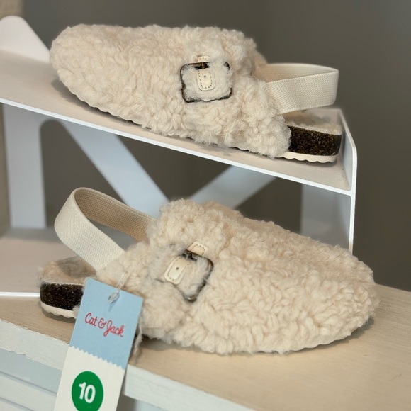 Cat & Jack Other - CAT & JACK Toddler Girls Mila Faux-Shearling Clog Loafer Slippers Ivory Sz 10C